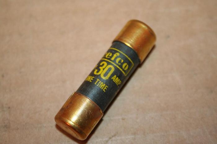 Used CEFCO 30 Amp Fuse DF-84-12 Used