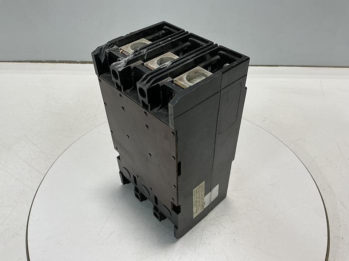 Used SQUARE D KAL36225