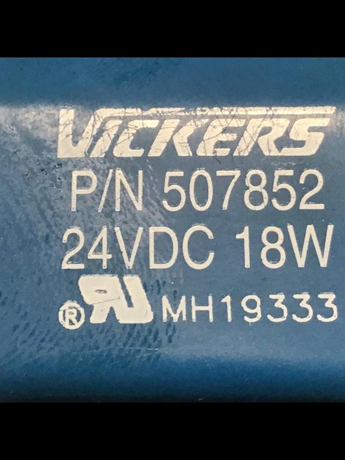 Used VICKERS Directional Hydraulic Valve DG4V322AMUHL760 Used