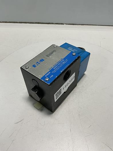 Used EATON-VICKERS DG4S4-012A-B-60