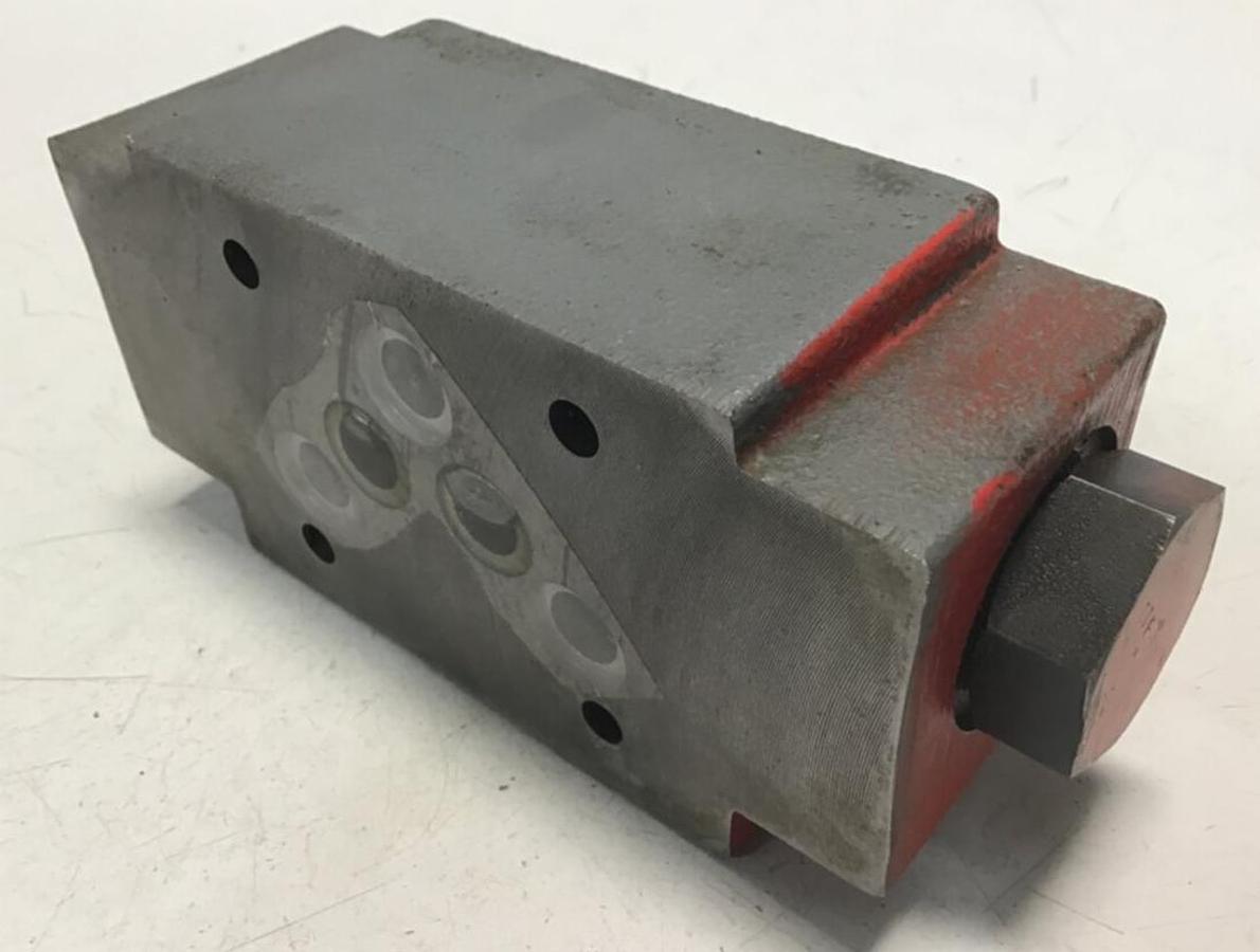 Used REXROTH Valve Z2810132V USED