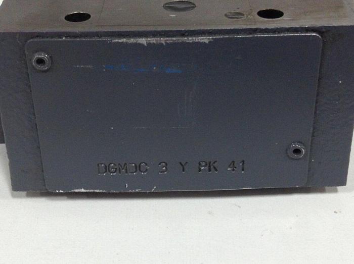 Used VICKERS Check Valve DGMDC 3 Y PK 41 #89721