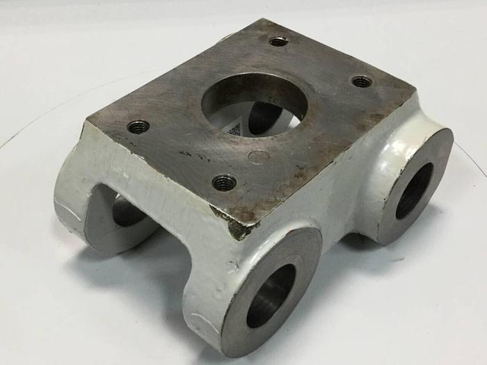 Used CINCINNATI MILACRON Crosshead 5244935 Used