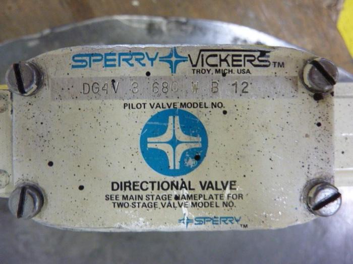 Used SPERRY VICKERS Directional Valve DG4V368CWB12 Used