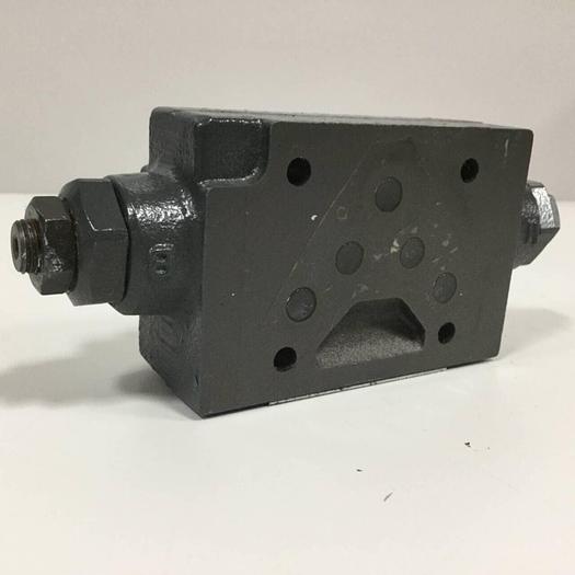 Used BOSCH Valve 0 811 320 025 #90943