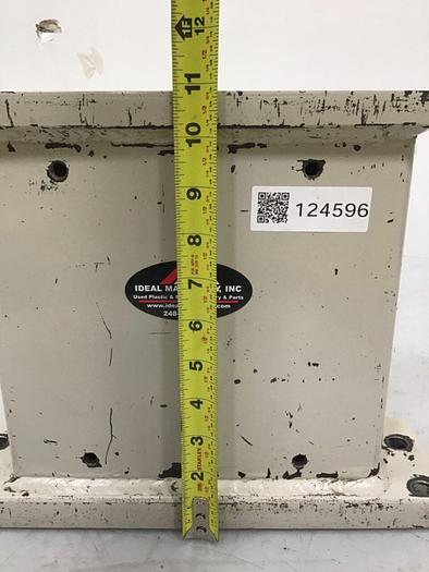 Used METAL FABRICATOR Robot Stand 13 X 4 ROBOT STAND USED #124596