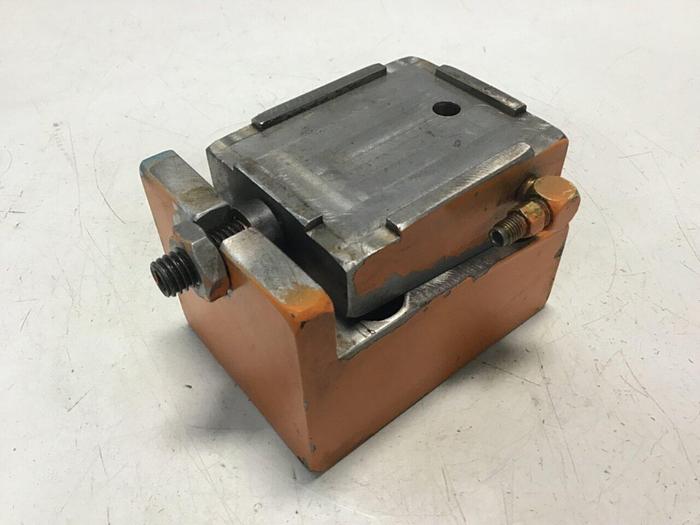 Used CINCINNATI MILACRON Sliding Shoe Platen 3955175 #140537