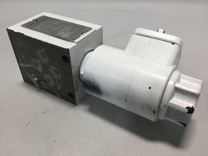 Used MOOG Valve B37012-024 #99390