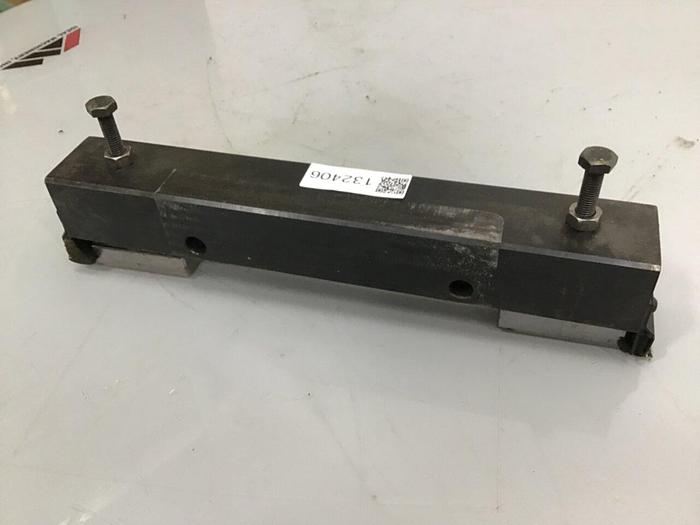 Used CINCINNATI MILACRON Sliding Platen Shoe 5040389 #132406