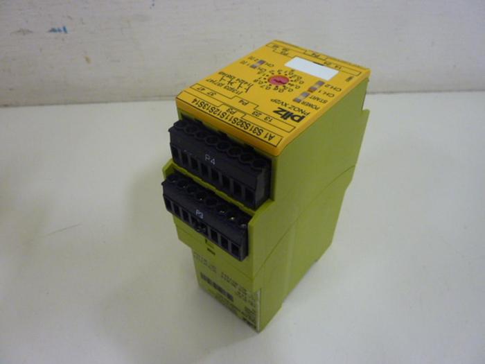 PILZ Safety Relay PNOZXV2P3/24VDC2N/O2N/OT #66600