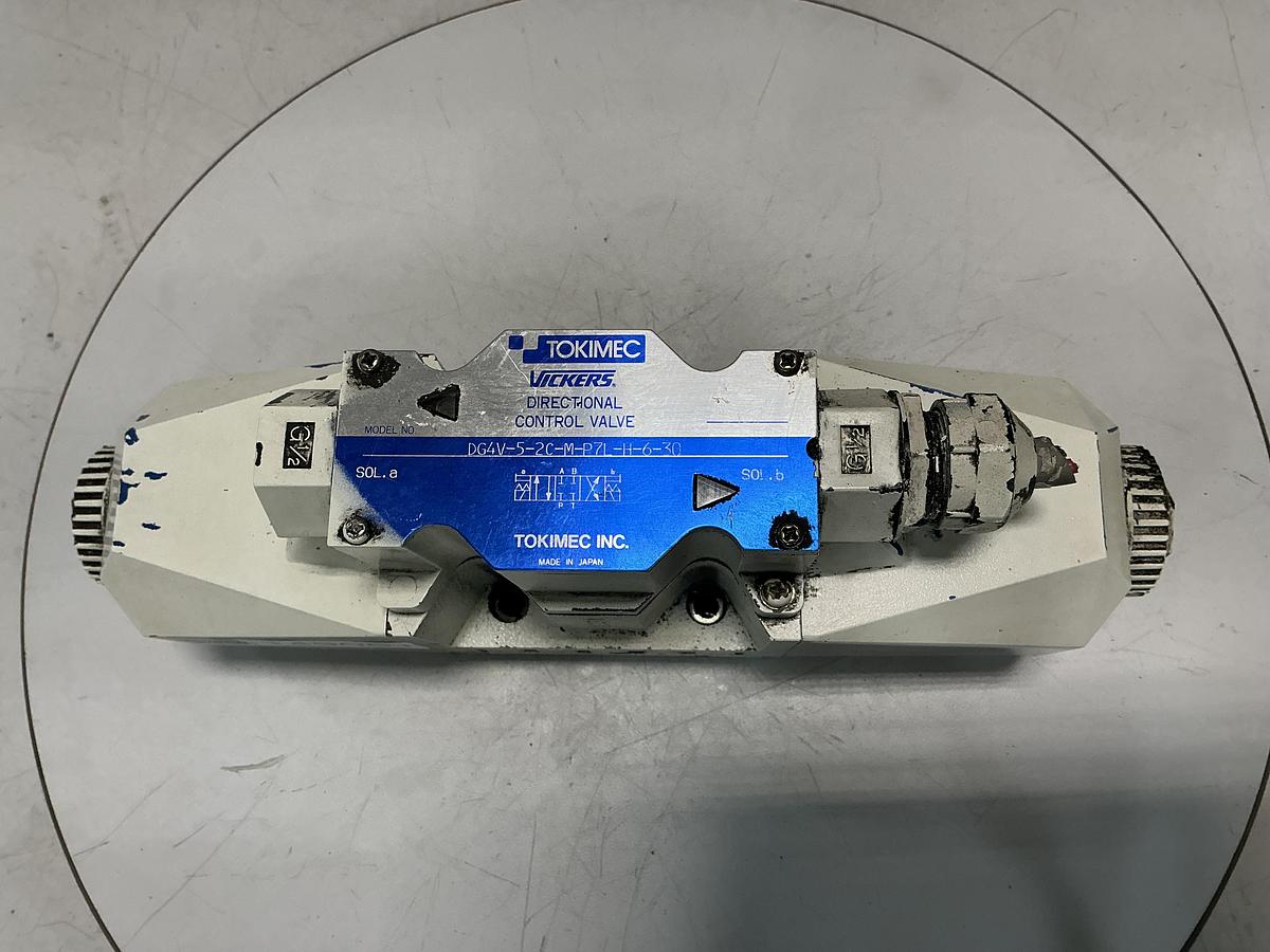 Used VICKERS DG4V-5-2C-M-P7L-H-6-30