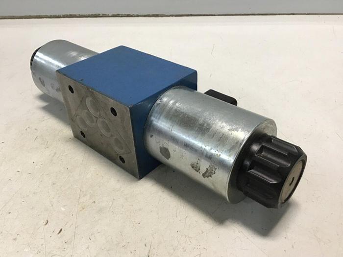 Used REXROTH Valve 4WE10U33/CG24N9K4 #135205