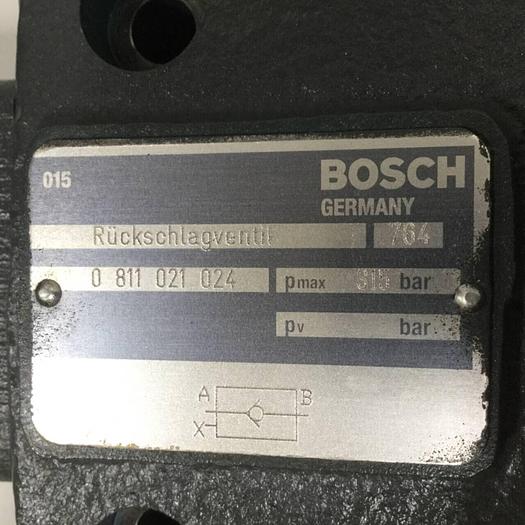 Used BOSCH Valve 0 811 021 024 #91076