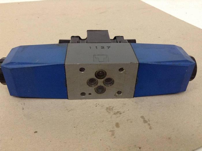 Used VICKERS Directional Control Valve DG4V36CMP7H750JA100 #70812