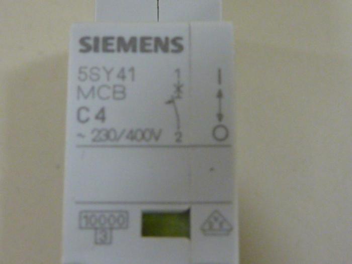 Used SIEMENS 4 Amp Circuit Breaker 5SY4104-7 #46953