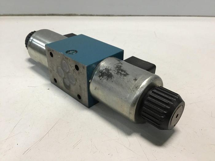Used BOSCH Valve 0 810 091 240 #126860