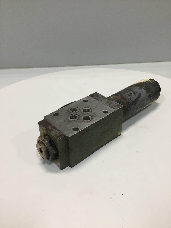Used REXROTH Valve ZDR6DP240150YM12 Used