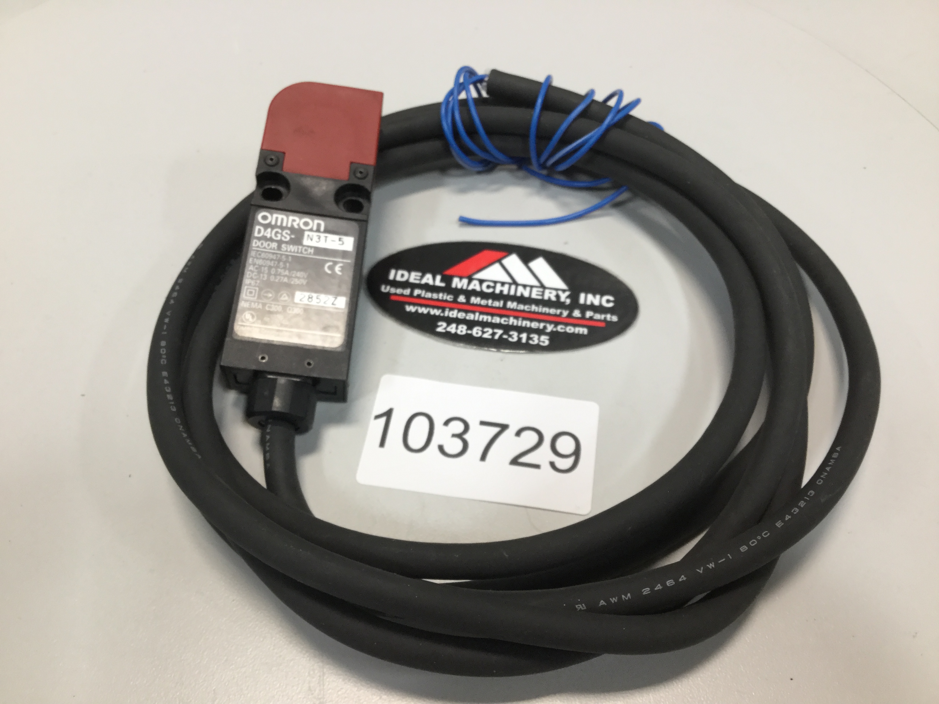 Used OMRON Door Switch D4GS-N3T-5 USED