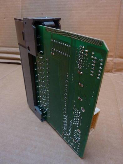 Used ALLEN BRADLEY Output Module 1746-OA16 SER C #25317