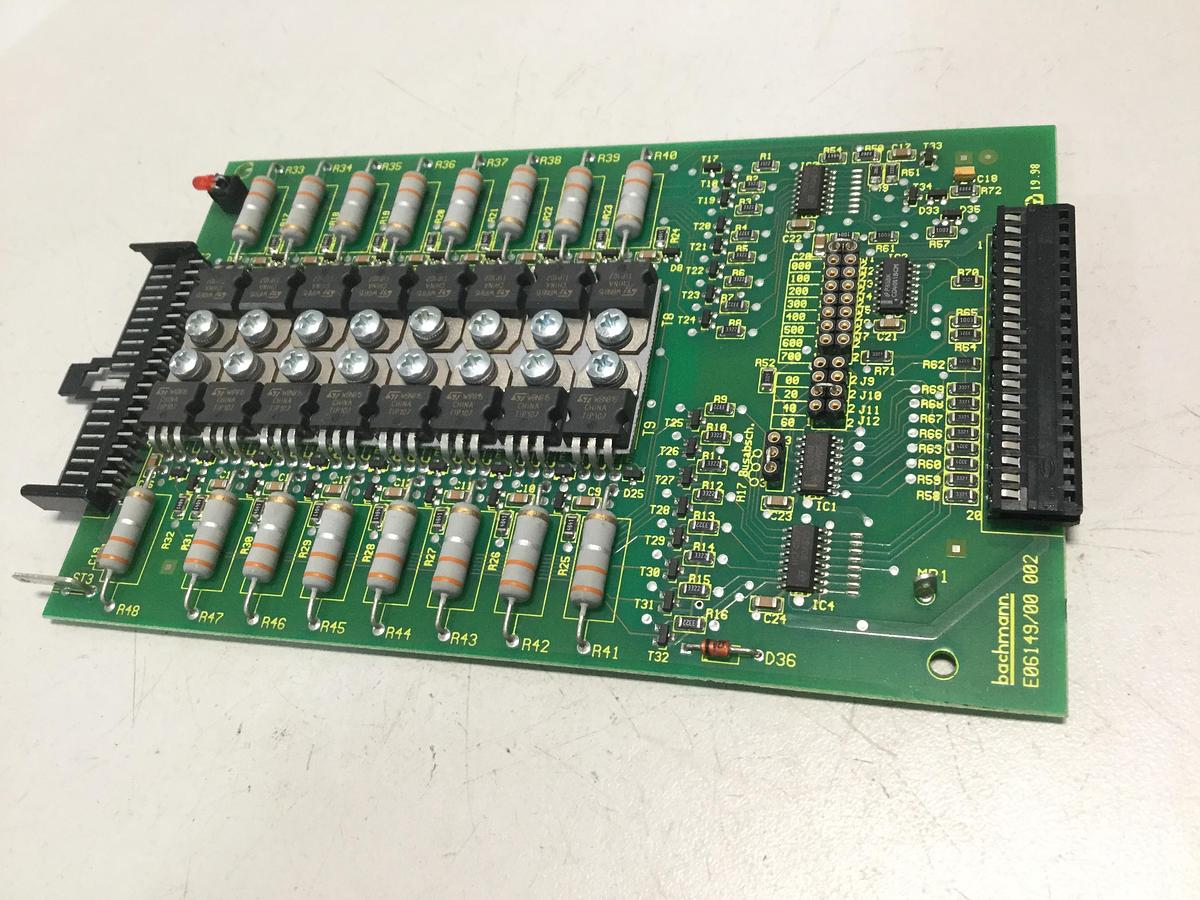 Used BACHMANN ELECTRONIC Output Card CA16/P2.5S E06149/00 002 USED