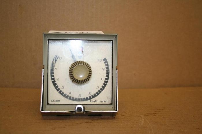 Used EAGLE SIGNAL Seconds Timer CE301 Used