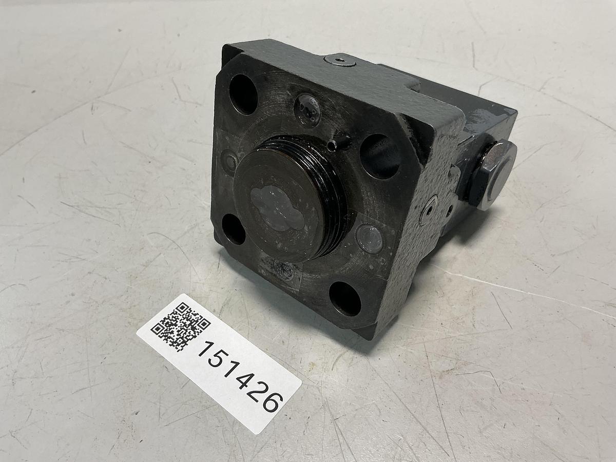 Used VICKERS DG4V-3S-22A-M-U-HL7-60-EN490