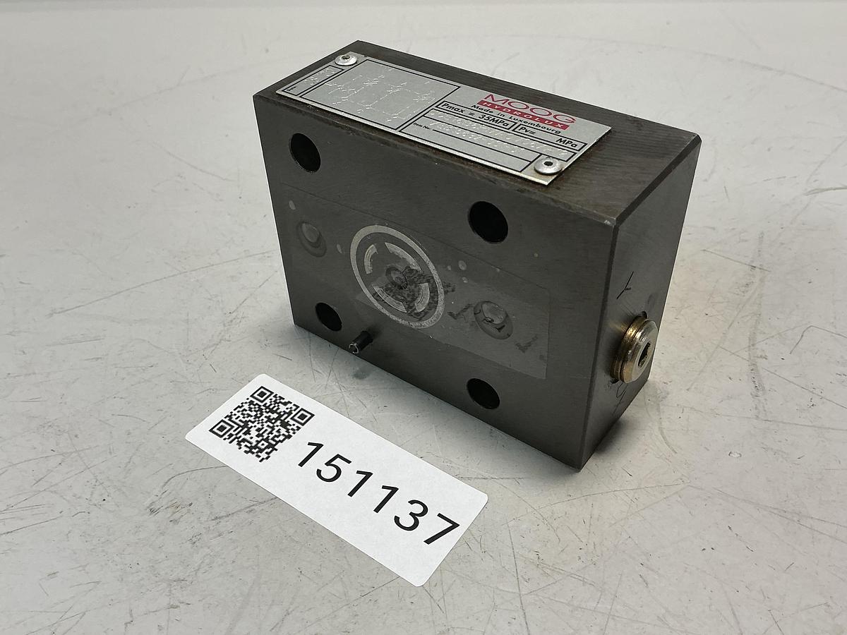 Used MOOG HYDROLUX CCE16B6RMA0V06/A12