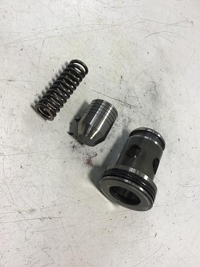 Used VICKERS Cartridge Valve Insert 25-D20-10 #139082