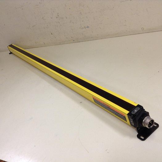 Used BANNER ENGINEERING Mini-Screen Light Curtain Emitter MSE4024Y Used