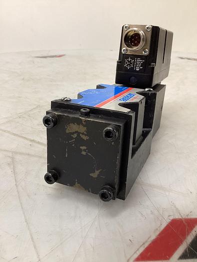 Used VICKERS KBFTG4V 5 2B70N Z PE7 H7 10