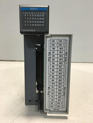 Used ALLEN BRADLEY Input Module 1746-IV32 SER C #122915