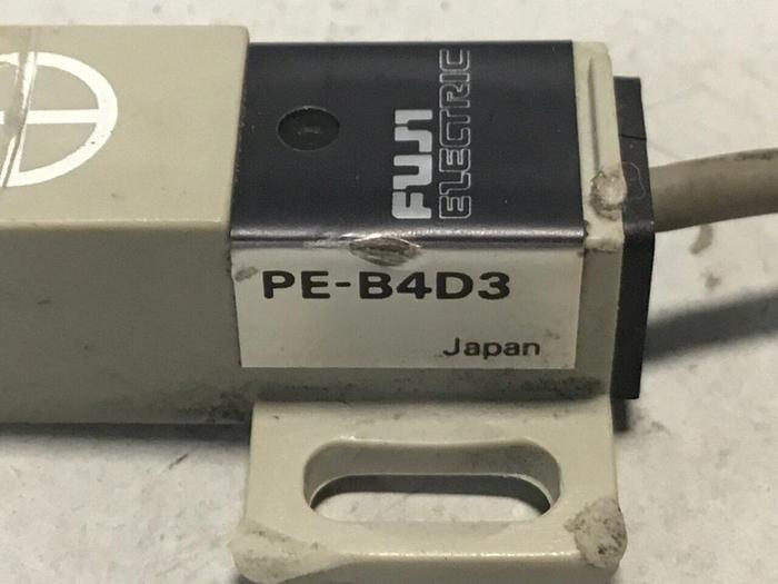 Used FUJI ELECTRIC Proximity Switch PE-B4D3 #128390