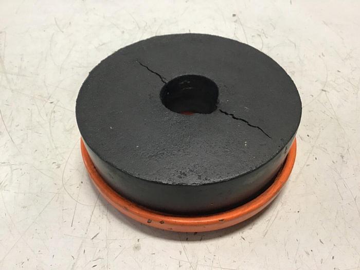 Used GENERIC Leveling Mount Pad 4 3/4 DIAMETER M/M Used #122895