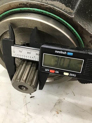 Used BRUENINGHAUS HYDRAULIK Hydraulic Pump A10VO71DR/31RPSC12K07SO420 Used