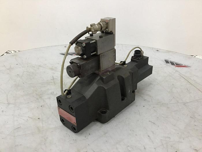 Used HYDROLUX Servo Valve D 633E714A USED