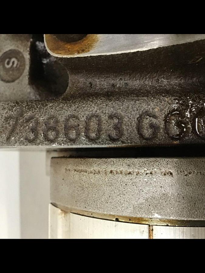 Used BRUENINGHAUS HYDRAULIK Pump AA10VS028DFR1/30R-PKC #127615