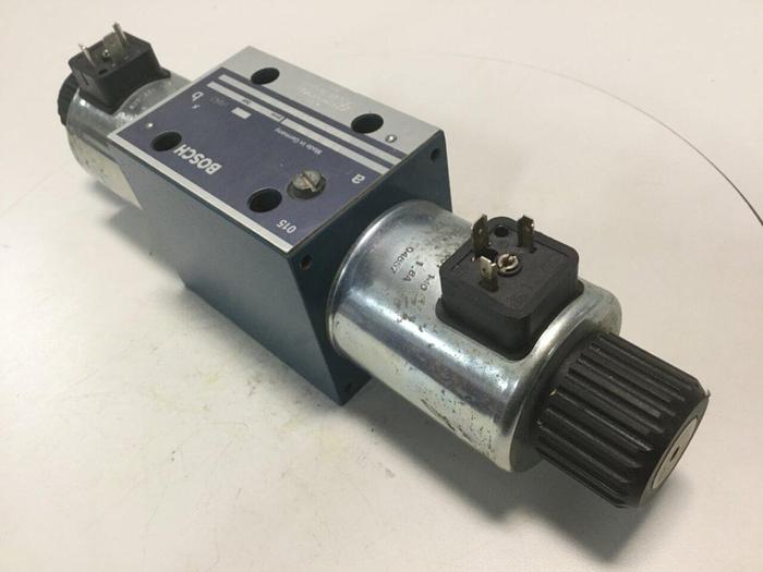 Used BOSCH Valve 081WV10P1V1972WS024 #105676