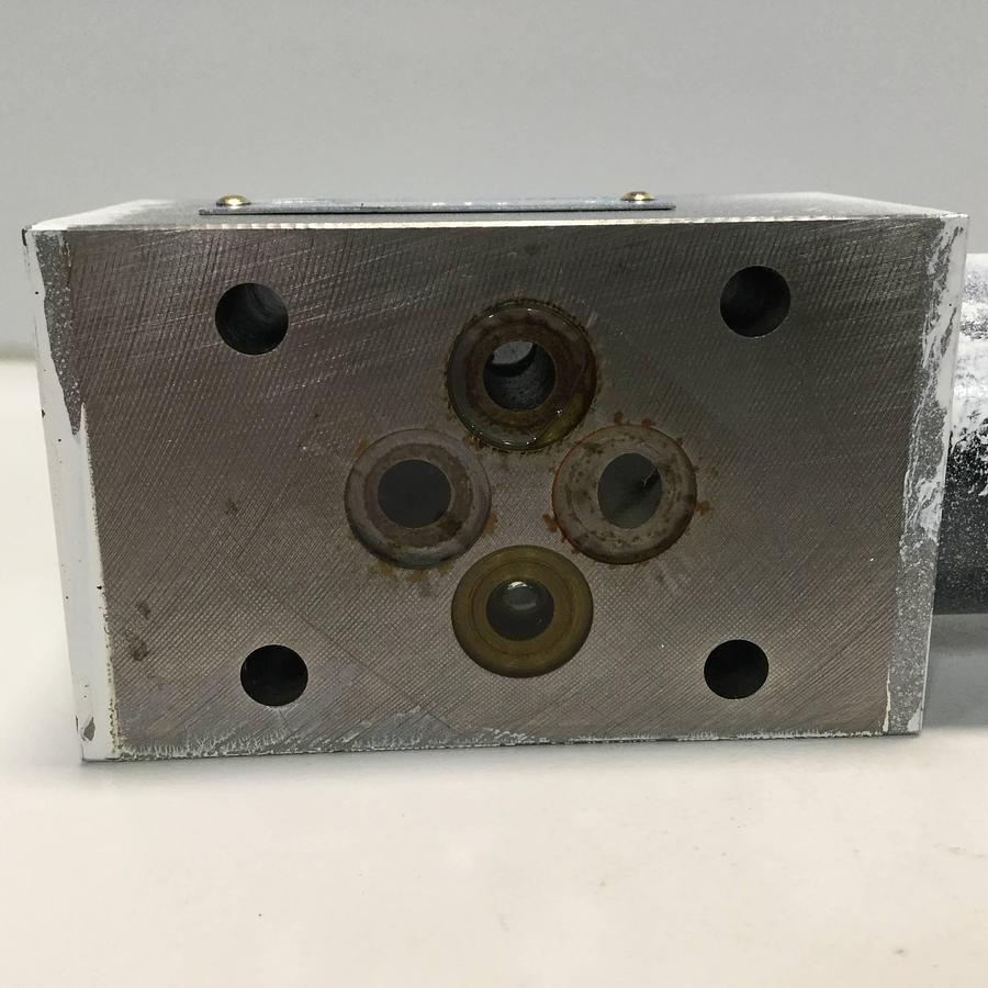 Used TOKIMEC Pressure Relief Valve TGMC-3-PT-FW-10-S1 USED