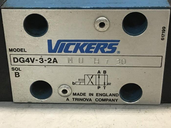 Used VICKERS Valve DG4V32AMUH730 #137828