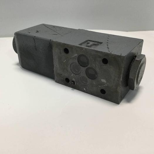 Used VICKERS Valves DG4V-3-2AL-M-U-HL7-60 #91430