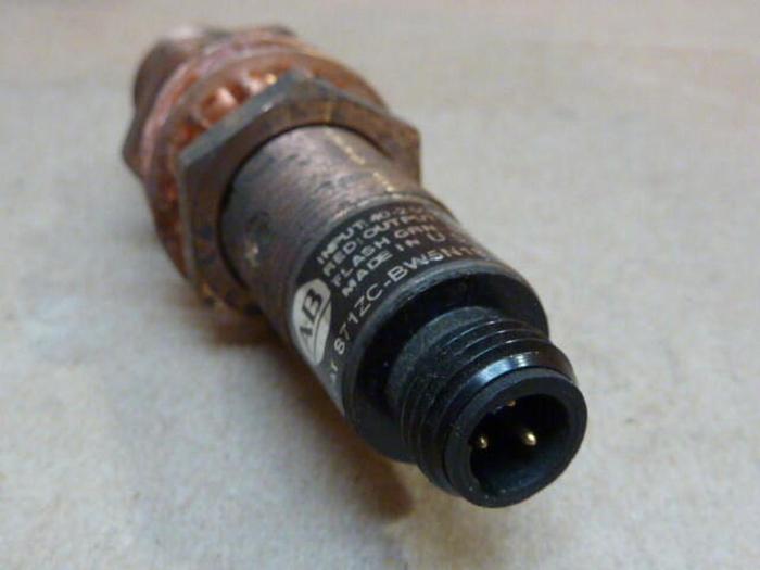 Used ALLEN BRADLEY Proximity Switch 871ZC-BW5N18-R3 SER A #29776