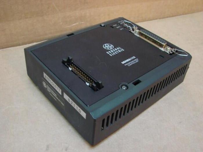 Used GENERAL ELECTRIC / GE Programmable Controller IC610CCM105B #21746