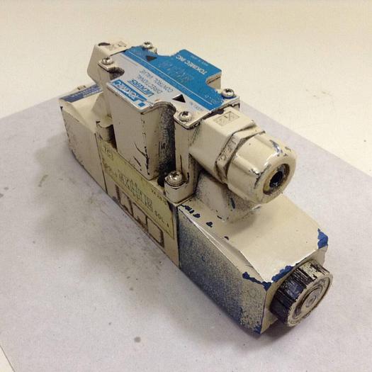 Used VICKERS Directional Control Valve DG4V37CMP2B750 #77579