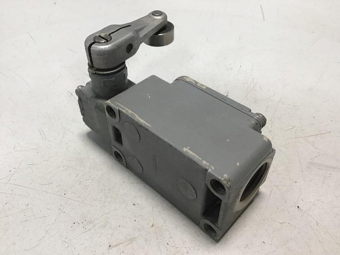 Used OMRON Limit Switch WLCA2-2 #121881