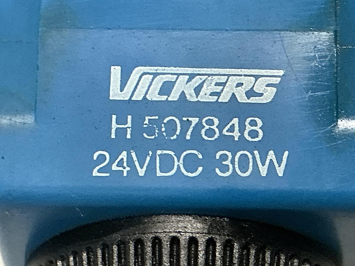 Used VICKERS DG4V-3S-22AL-M-U-H5-60
