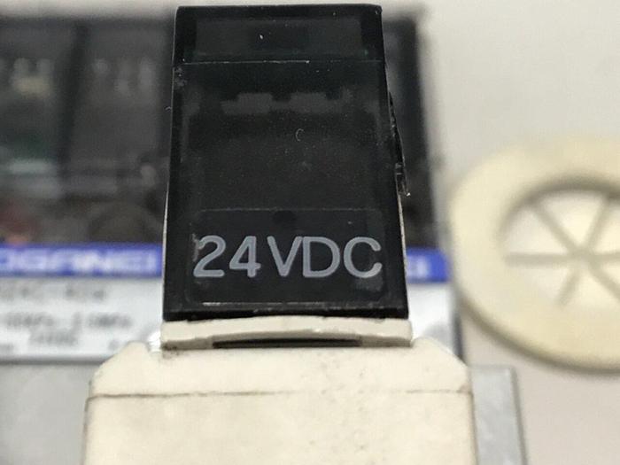 Used KOGANEI Manifold w/ Valves PBM5P-9W #120950