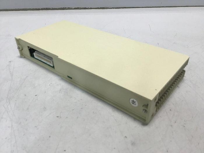Used TOSHIBA Output Module B200P16AO #136799