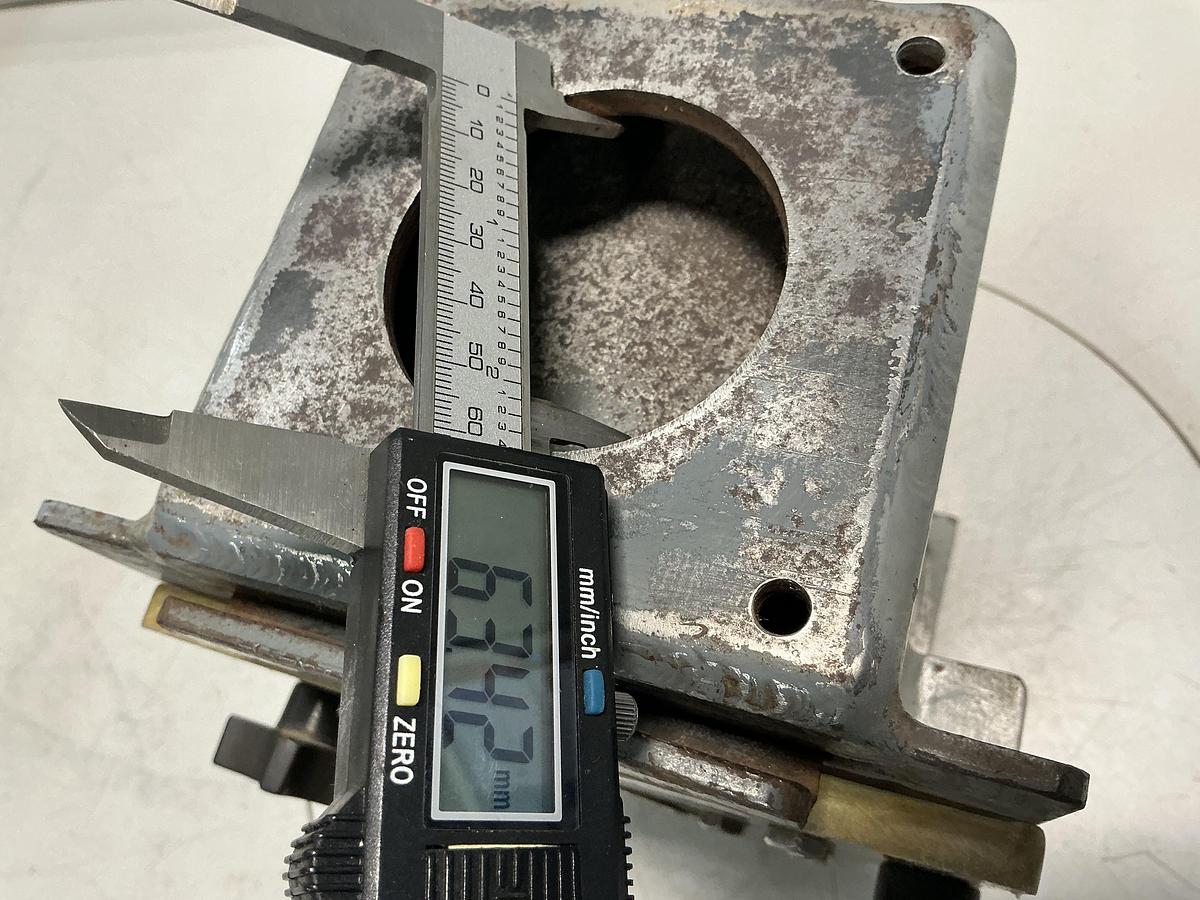 Used METAL KATCHER  NO MODEL / NO TAG