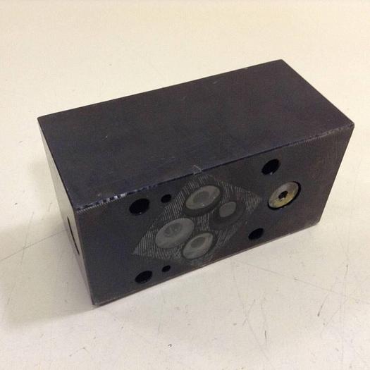 Used MOOG Check Valve ZFDRP06A4K0ASA08 #82192