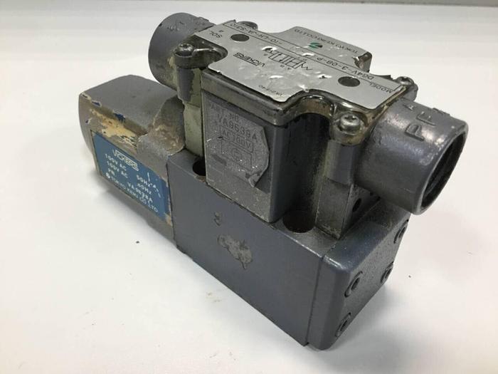Used SPERRY VICKERS Valve DG4V30BPLT10LHJAS310 #98880